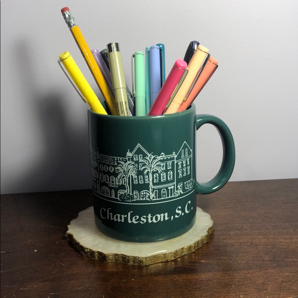 💚3/$13 VTG Charleston SC green mug